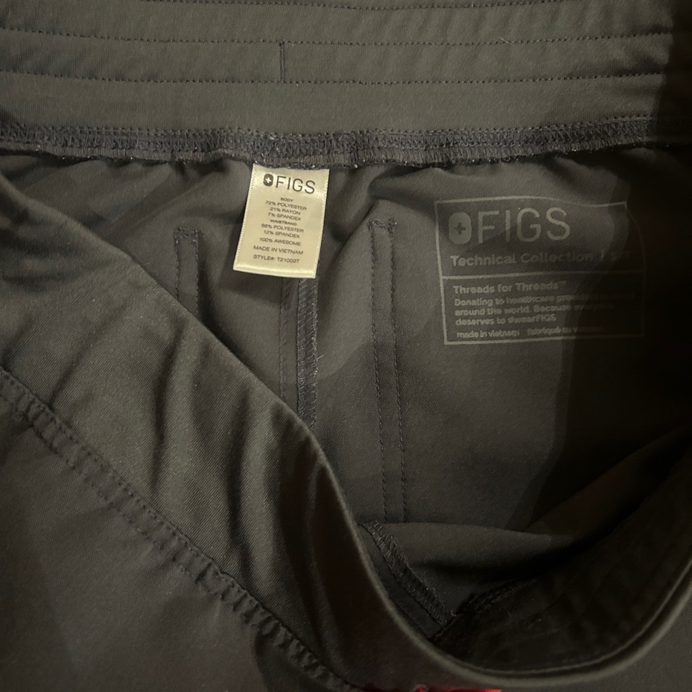 Figs Scrub Set - image 4